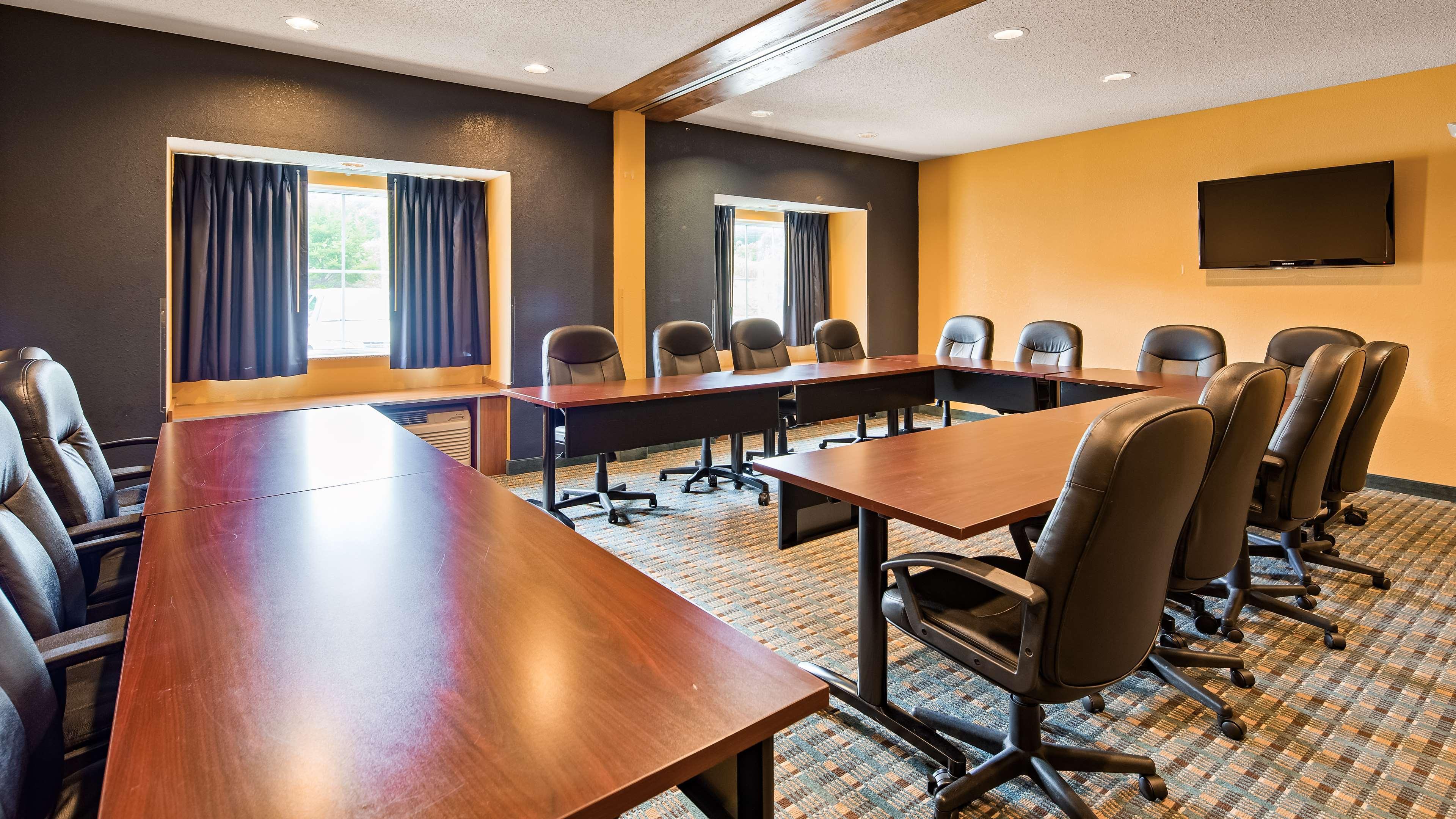Surestay Plus Hotel By Best Western Keyser Εξωτερικό φωτογραφία