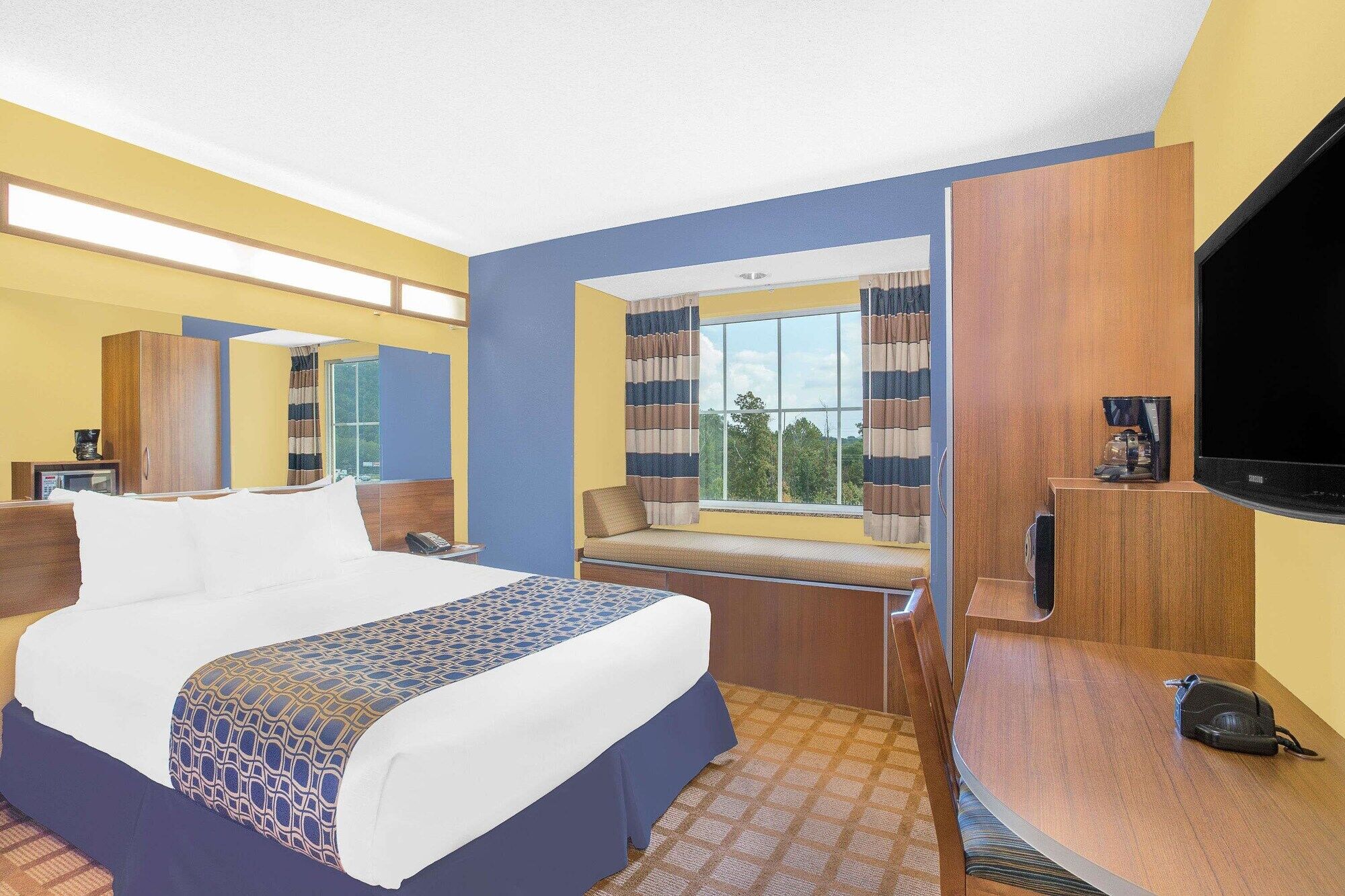 Surestay Plus Hotel By Best Western Keyser Εξωτερικό φωτογραφία